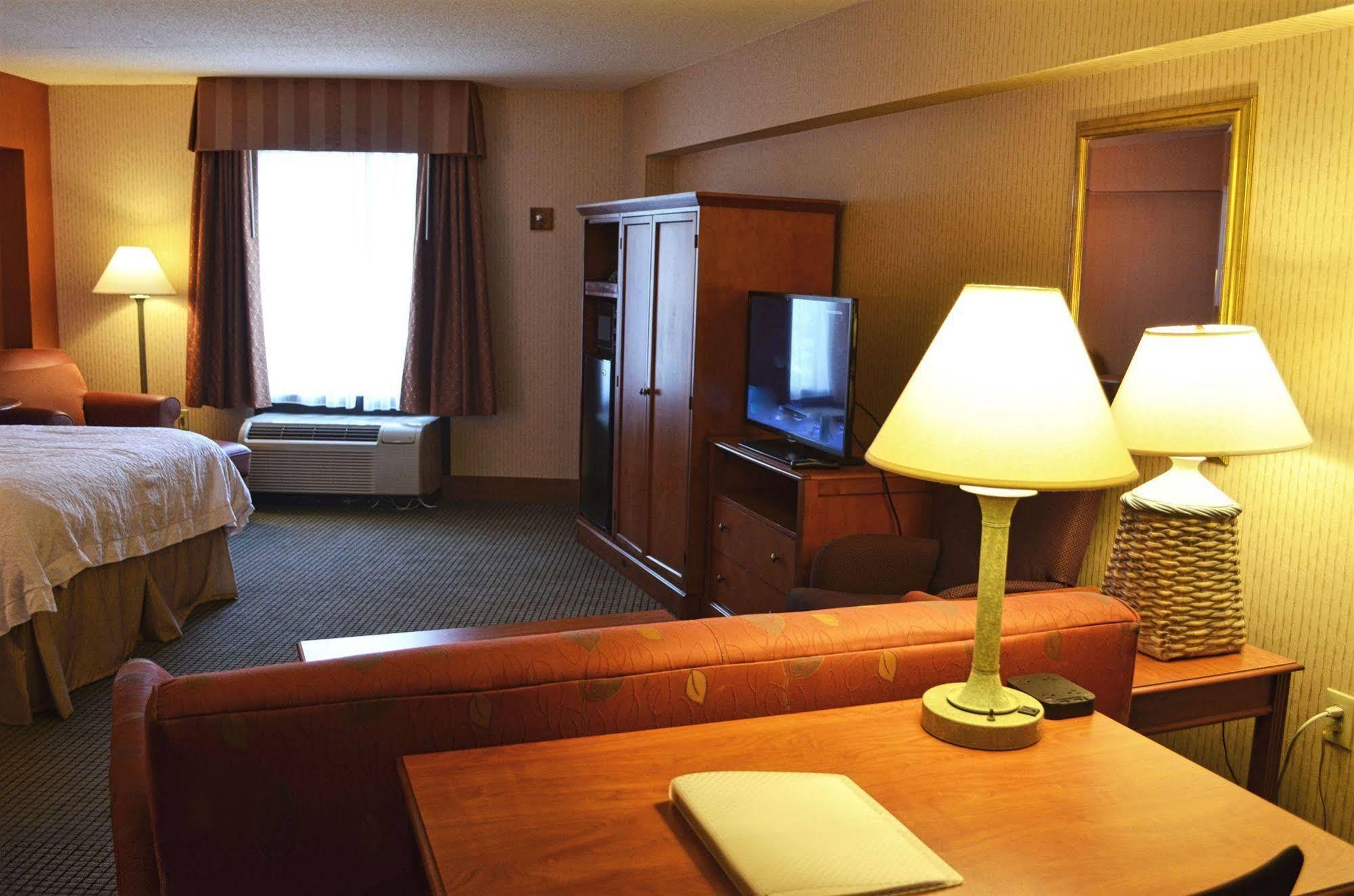 Hampton Inn By Hilton Harrisburg West Mechanicsburg Eksteriør bilde